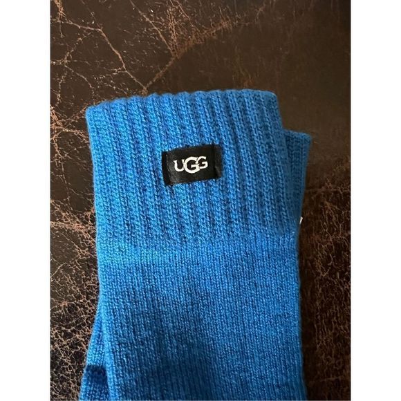 Ugg Womens Tech Gloves - Picture 10 of 10